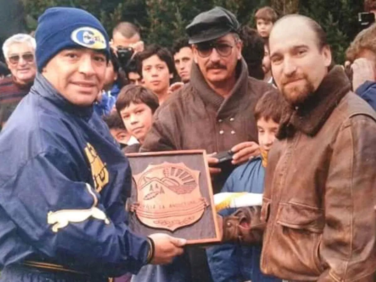 Maradona en su paso por Villa La Angostura