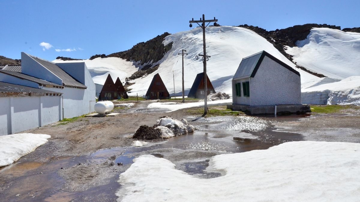 Copahue da inicio a la temporada termal.