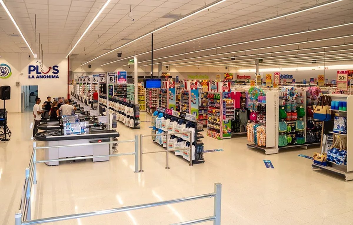 Compras: nueva sucursal de La An&oacute;nima