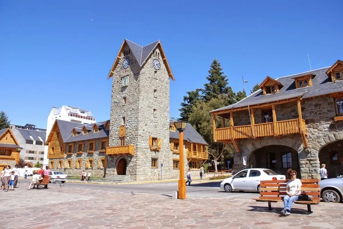 Centro C&iacute;vico en Bariloche