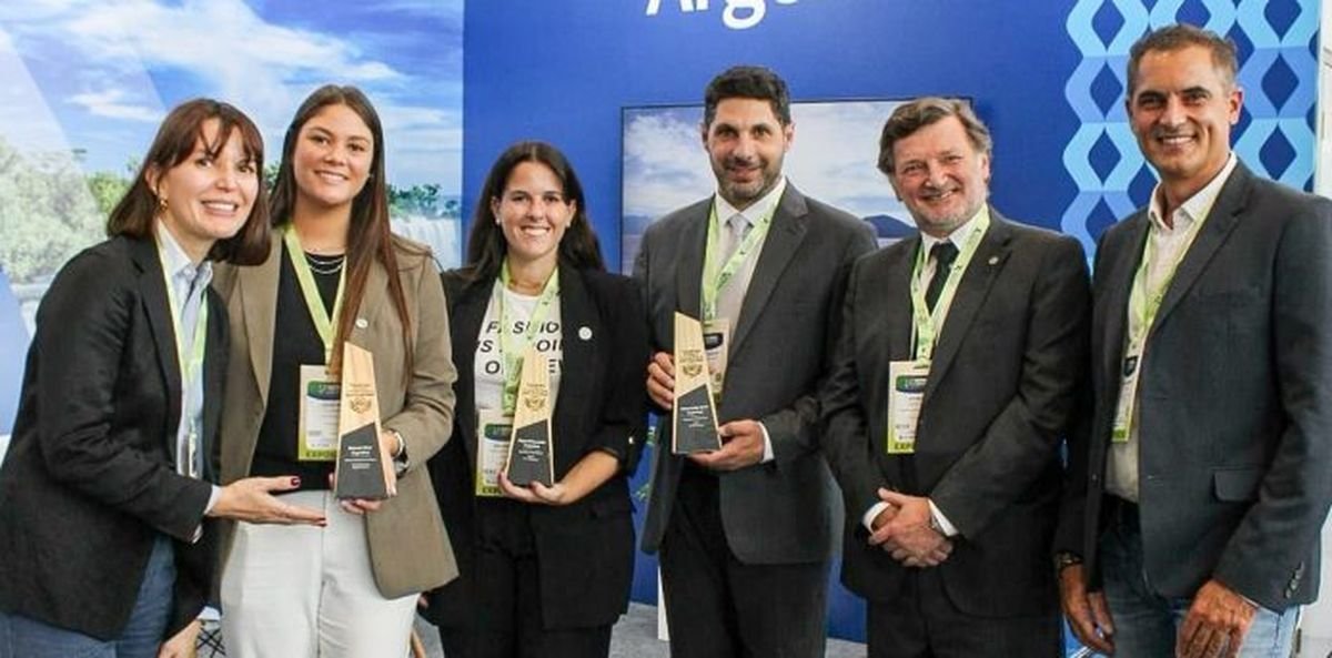 Quila Quina, la playa de San Mart&iacute;n de los Andes destacada entre las m&aacute;s hermosas de Sudam&eacute;rica