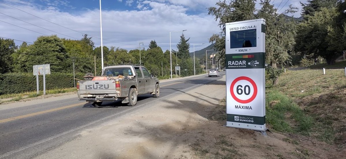 Bariloche cuenta con un nuevo t&oacute;tem para el control de velocidad del tr&aacute;nsito