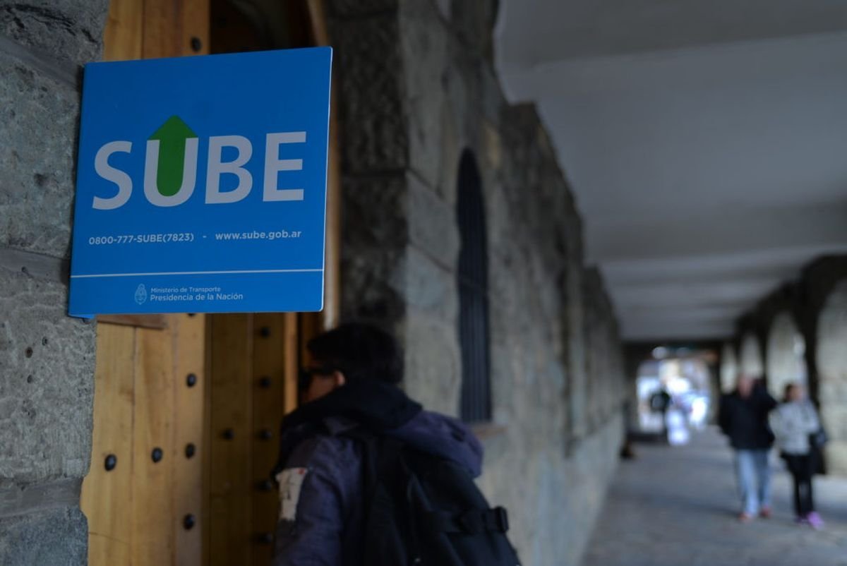 El Boleto Estudiantil 2024 se tramitar&aacute; a partir del lunes en la oficina SUBE del centro c&iacute;vico de Bariloche.