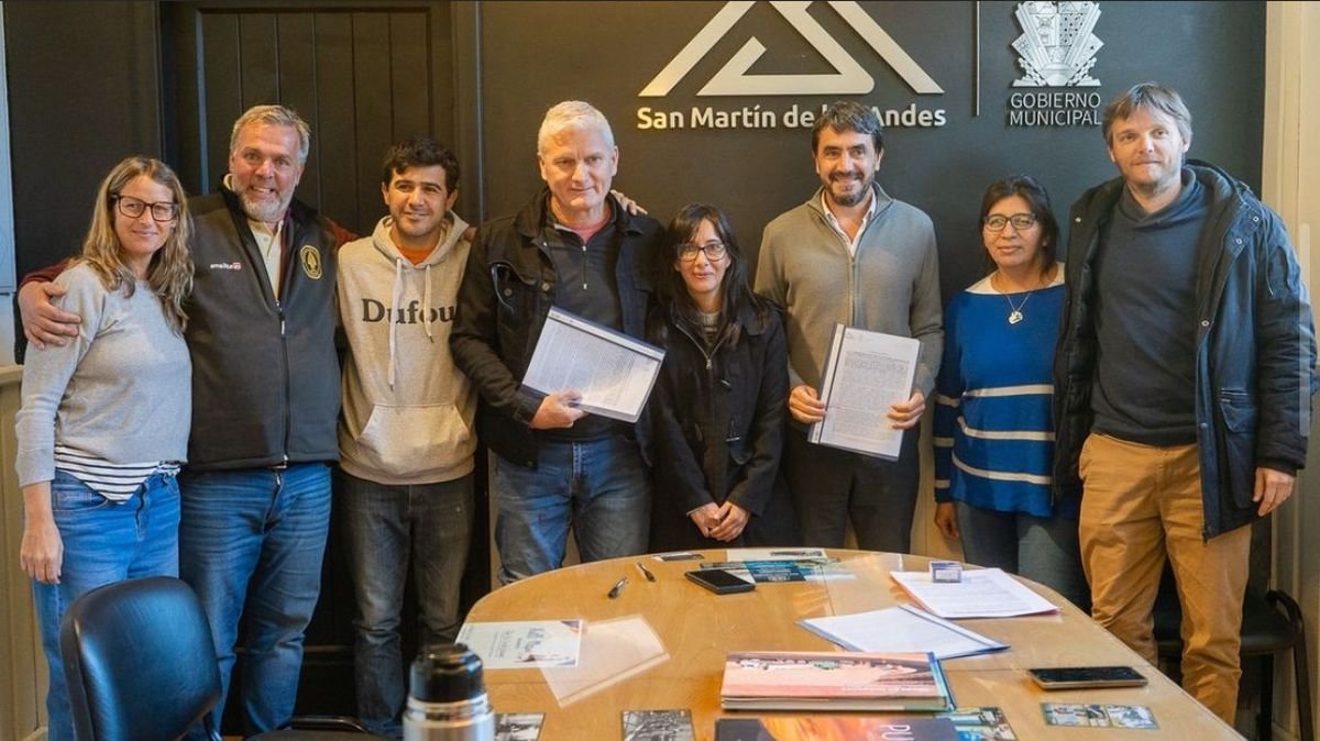 Saloniti acord&oacute; con el Club Cumbres la cesi&oacute;n de un terreno para construir su sede