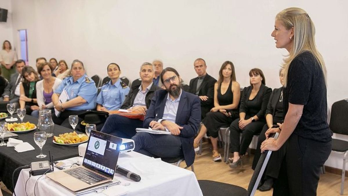 En Neuqu&eacute;n, se cre&oacute; la comisi&oacute;n interministerial contra la violencia de g&eacute;nero