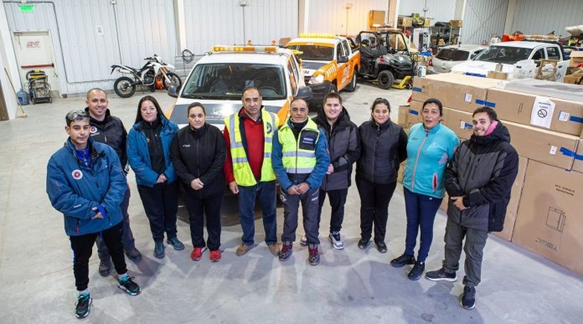 Por el temporal de nieve realizan operativos viales en Neuqu&eacute;n