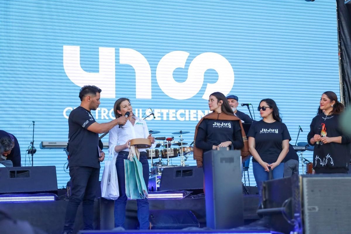 Jun&iacute;n de los Andes dijo presente en la Fiesta del Poncho