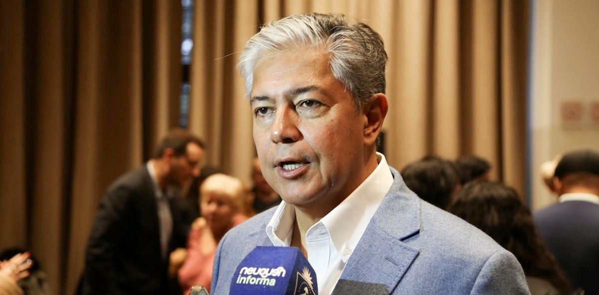 Rolando Figueroa (gobernador de la Provincia del Neuqu&eacute;n)