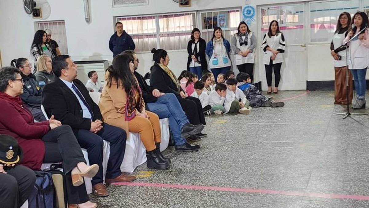 Se coloc&oacute; el primer pizarr&oacute;n sensorial en la Provincia del Neuqu&eacute;n