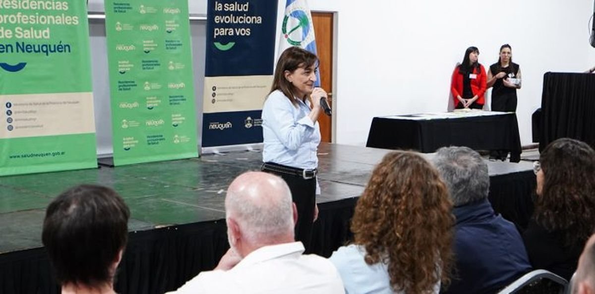Residencias en Neuqu&eacute;n: egresaron 89 nuevos profesionales de la salud