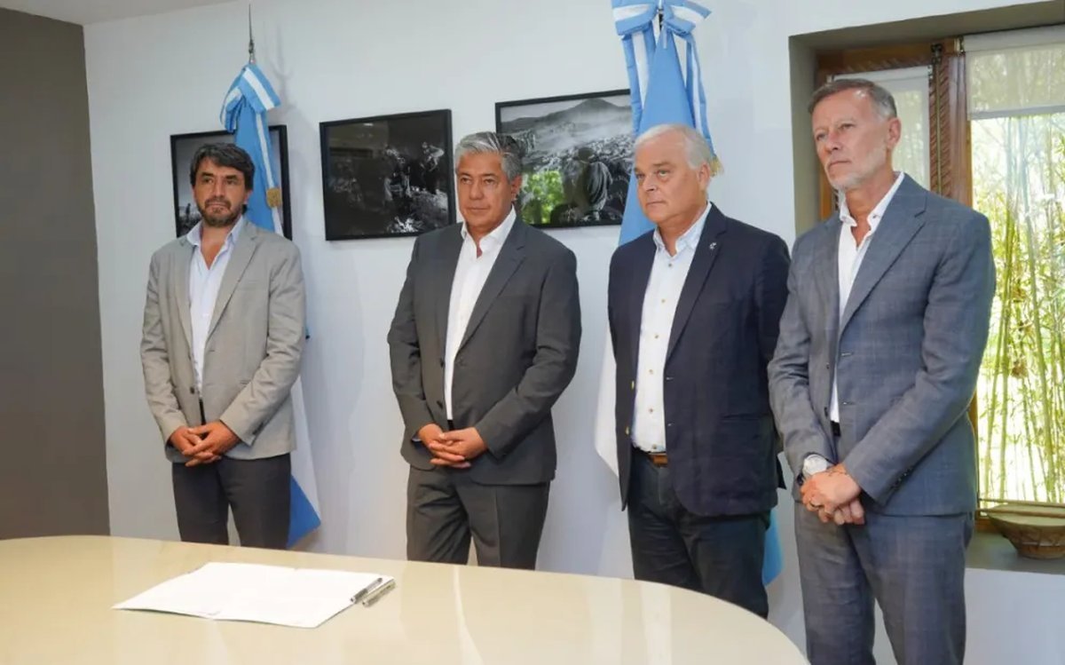 Se firm&oacute; el acuerdo para el financianciamiento de infraestructura en el barrio El Tr&eacute;bol, de San Mart&iacute;n de los Andes