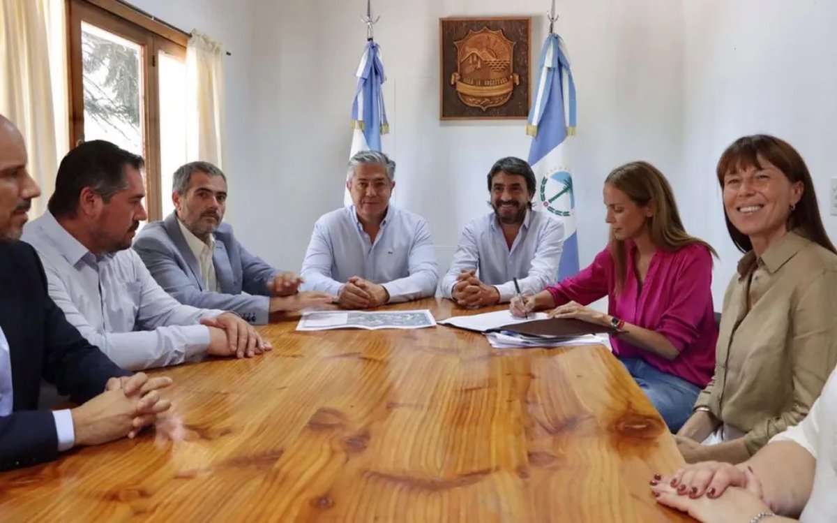 Neuqu&eacute;n: Figueroa anunci&oacute; la pavimentaci&oacute;n del acceso a Meliquina