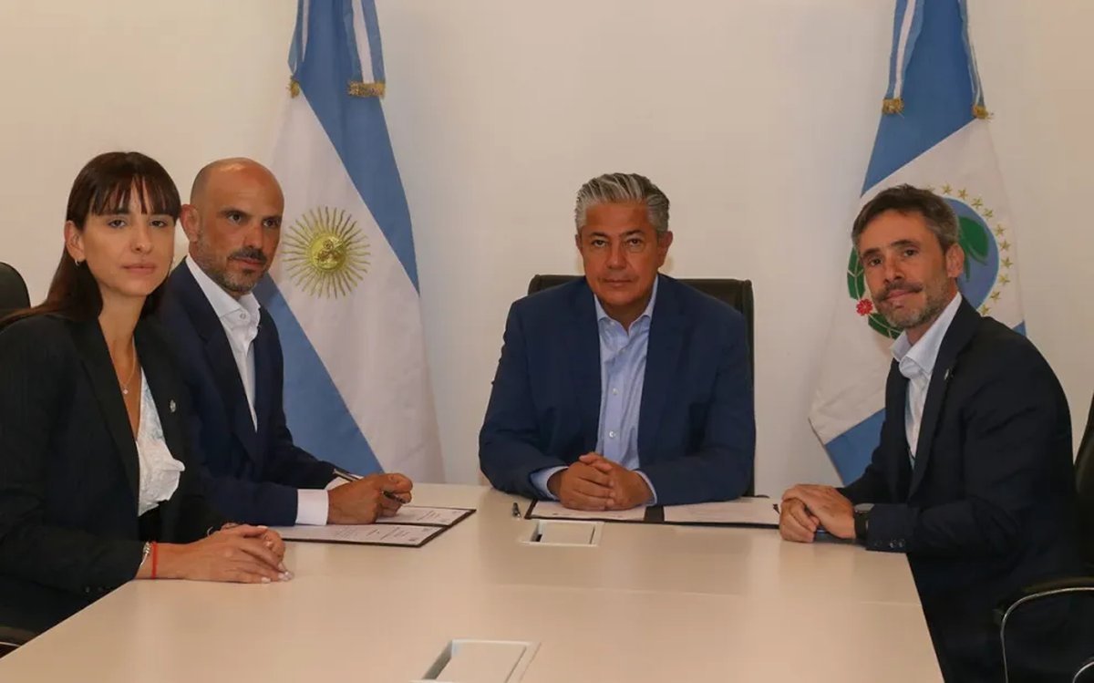 Neuqu&eacute;n destinar&aacute; recursos del CFI para el "d&iacute;a despu&eacute;s" de los incendios