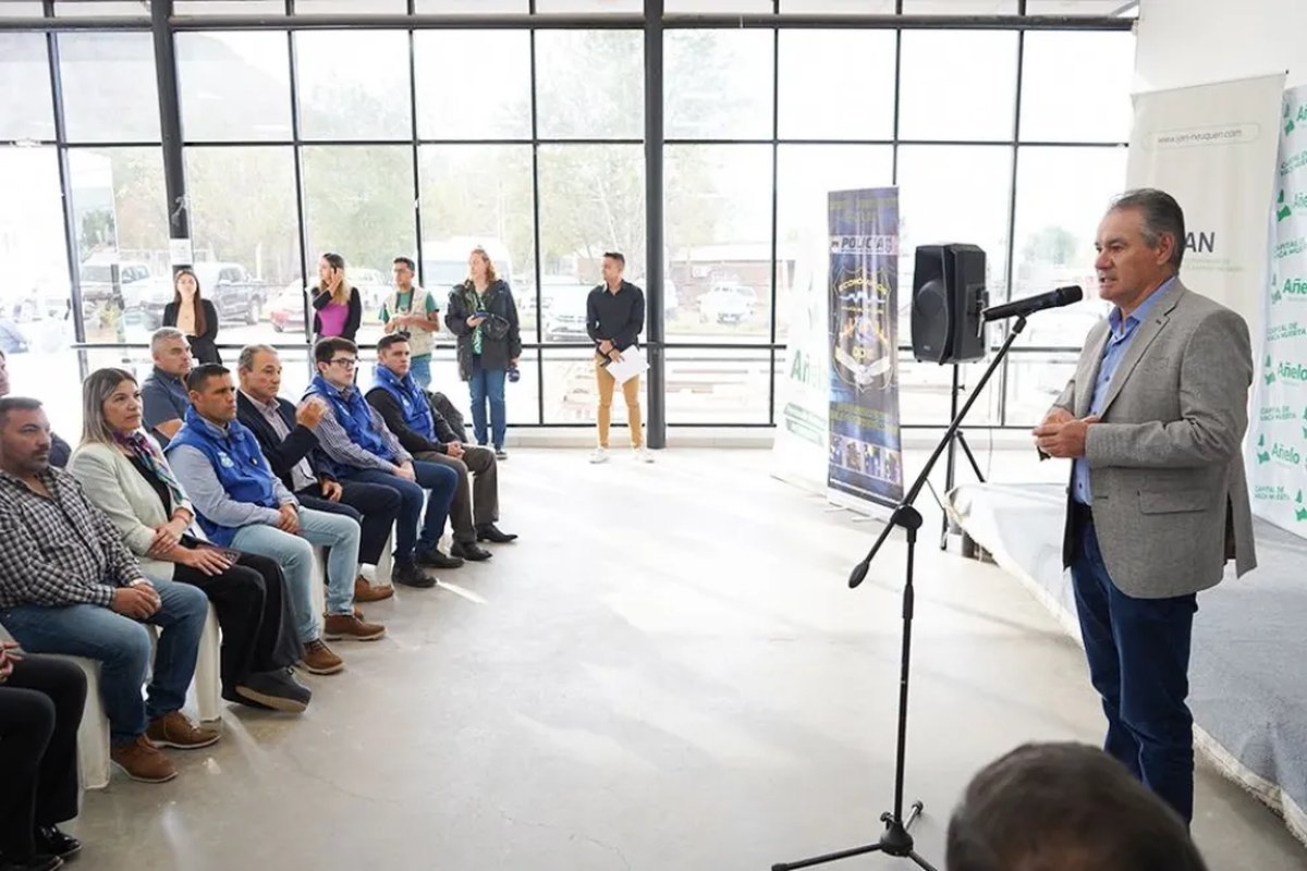 Neuqu&eacute;n: e IJAN promueve jornadas de debate sobre consumos problem&aacute;ticos de pantallas