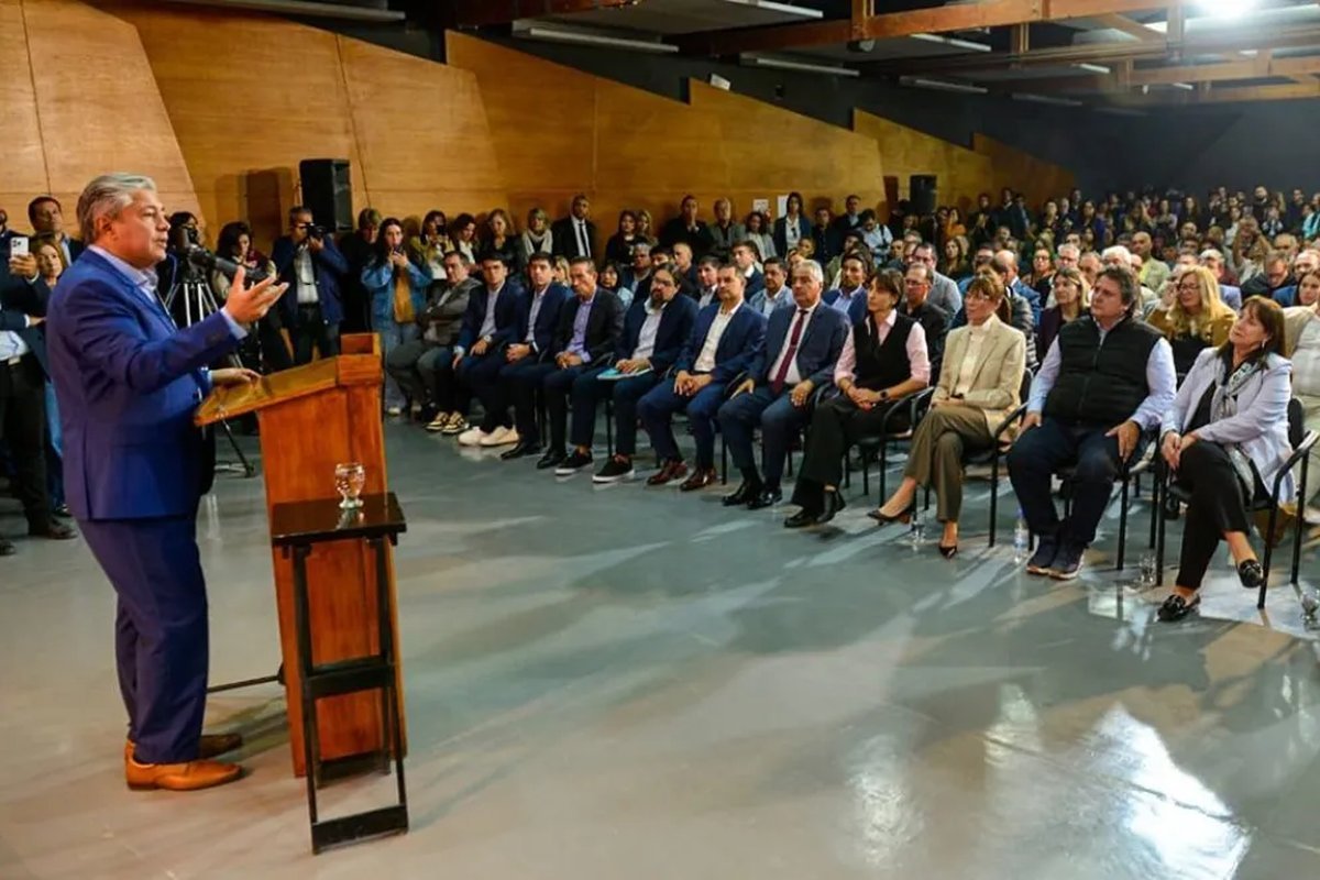 Figueroa: "Neuqu&eacute;n puede optimizar la energ&iacute;a mediante la Inteligencia Artificial"