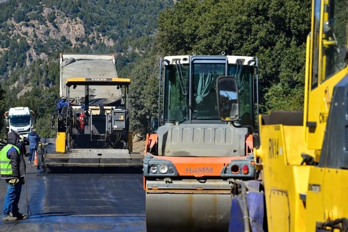 Villa Traful: antes de la veda, terminar&aacute;n otros 4 kil&oacute;metros de asfalto