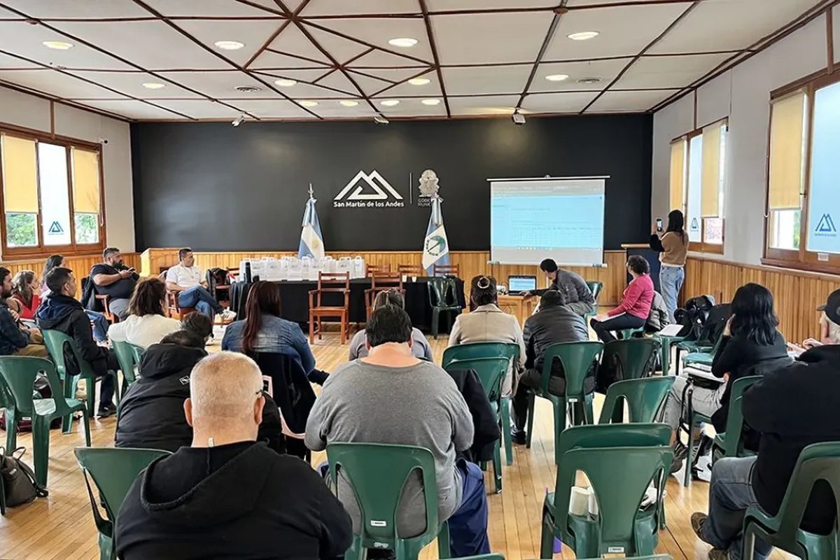 En San Mart&iacute;n de los Andes, se reuni&oacute; la mesa de gesti&oacute;n de residuos urbanos