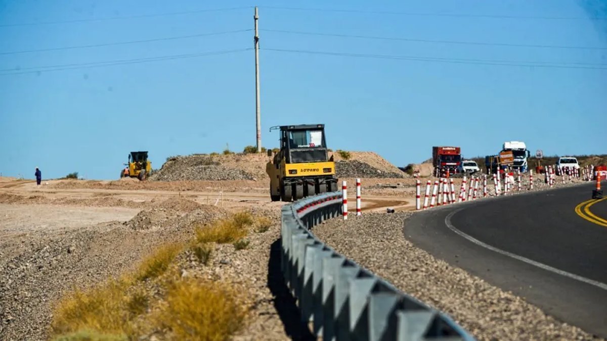 Neuqu&eacute;n: Vialidad prev&eacute; iniciar este a&ntilde;o la doble v&iacute;a en la ruta del Petr&oacute;leo