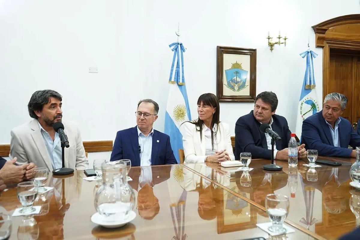 Neuqu&eacute;n avanza hacia el paseo de los nueve lagos