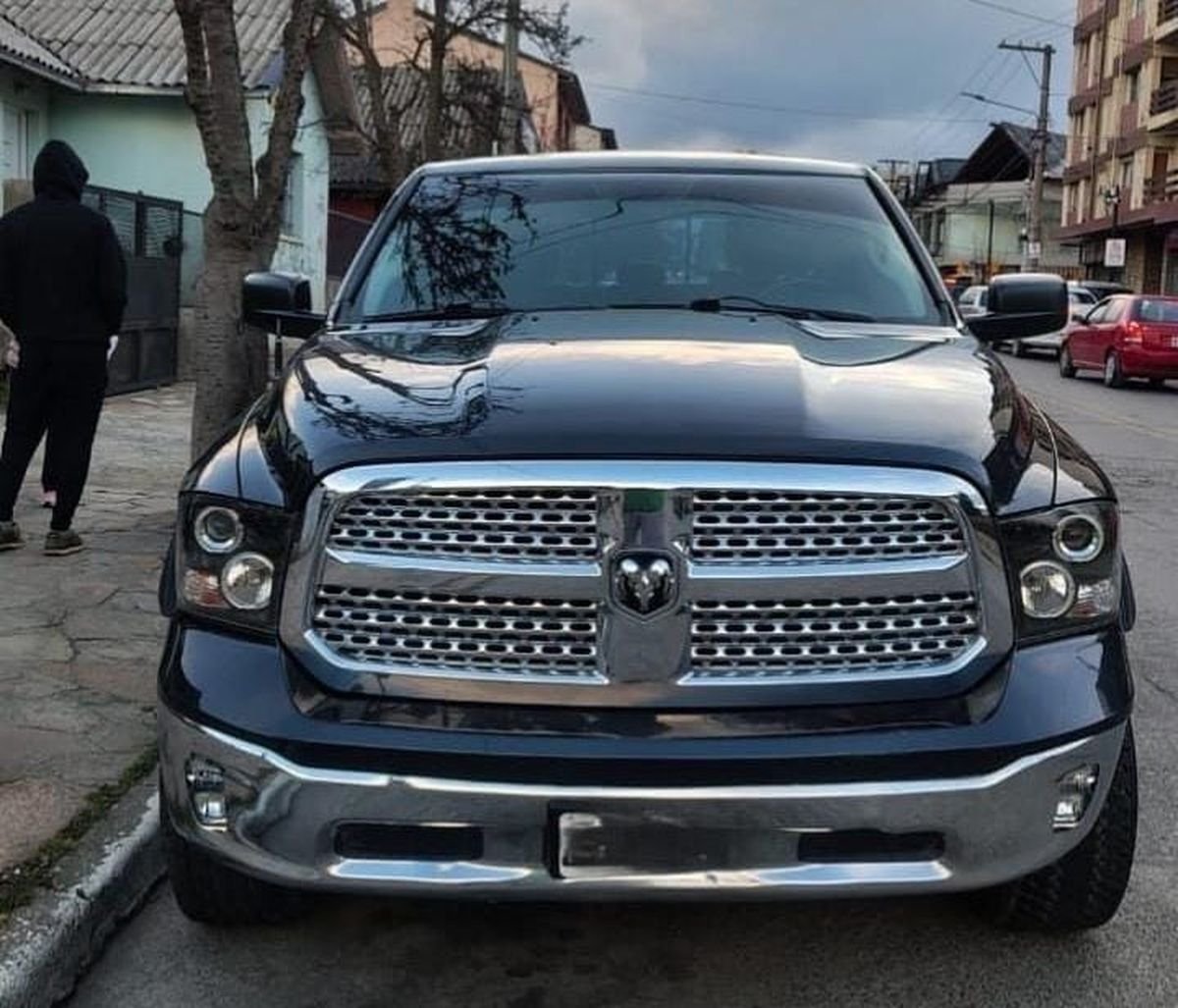 Polic&iacute;a secuestr&oacute; en Bariloche camioneta vinculada a causa por narcotr&aacute;fico