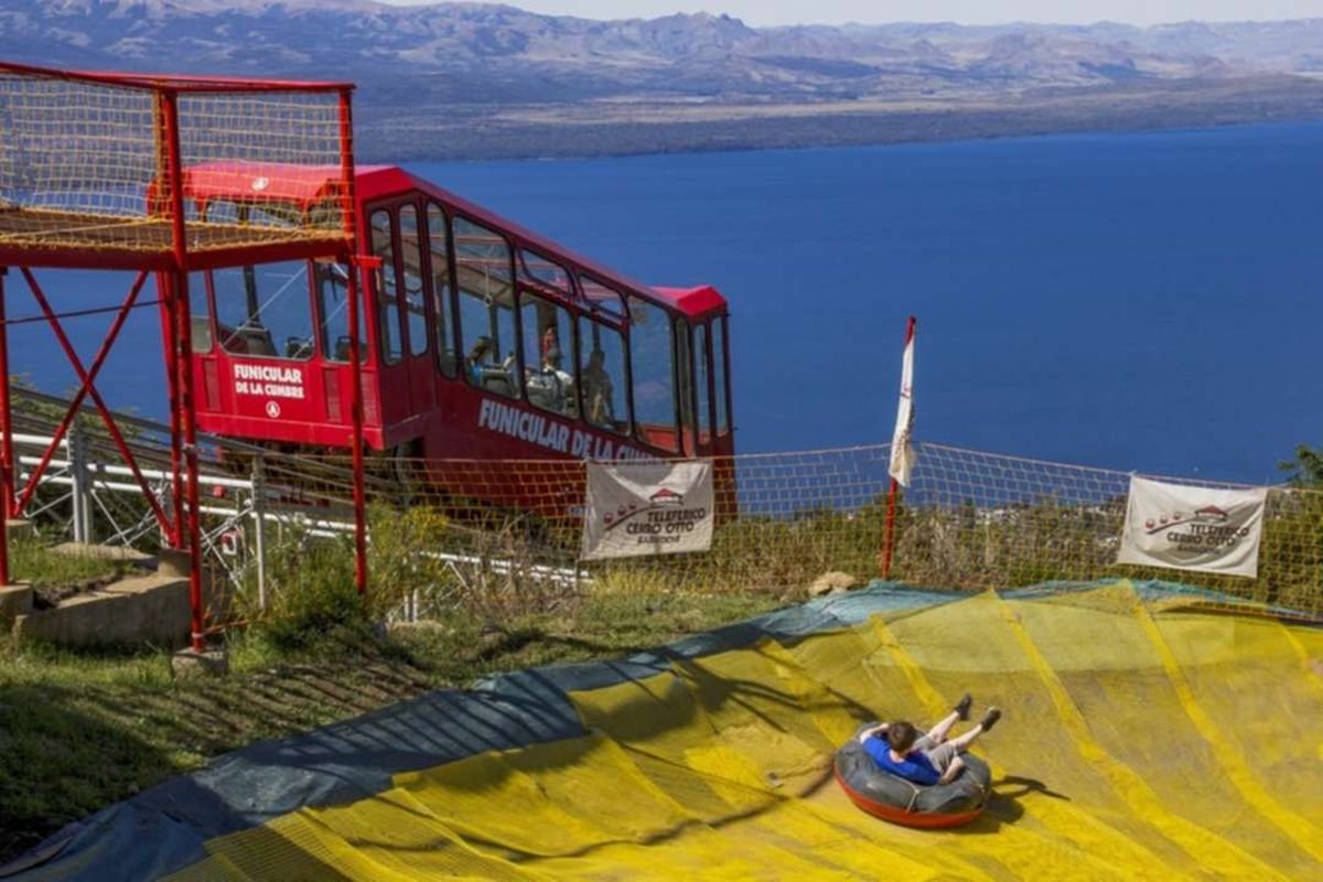 Semana de la Ni&ntilde;ez en Bariloche: el Telef&eacute;rico Cerro Otto abre gratis para los chicos
