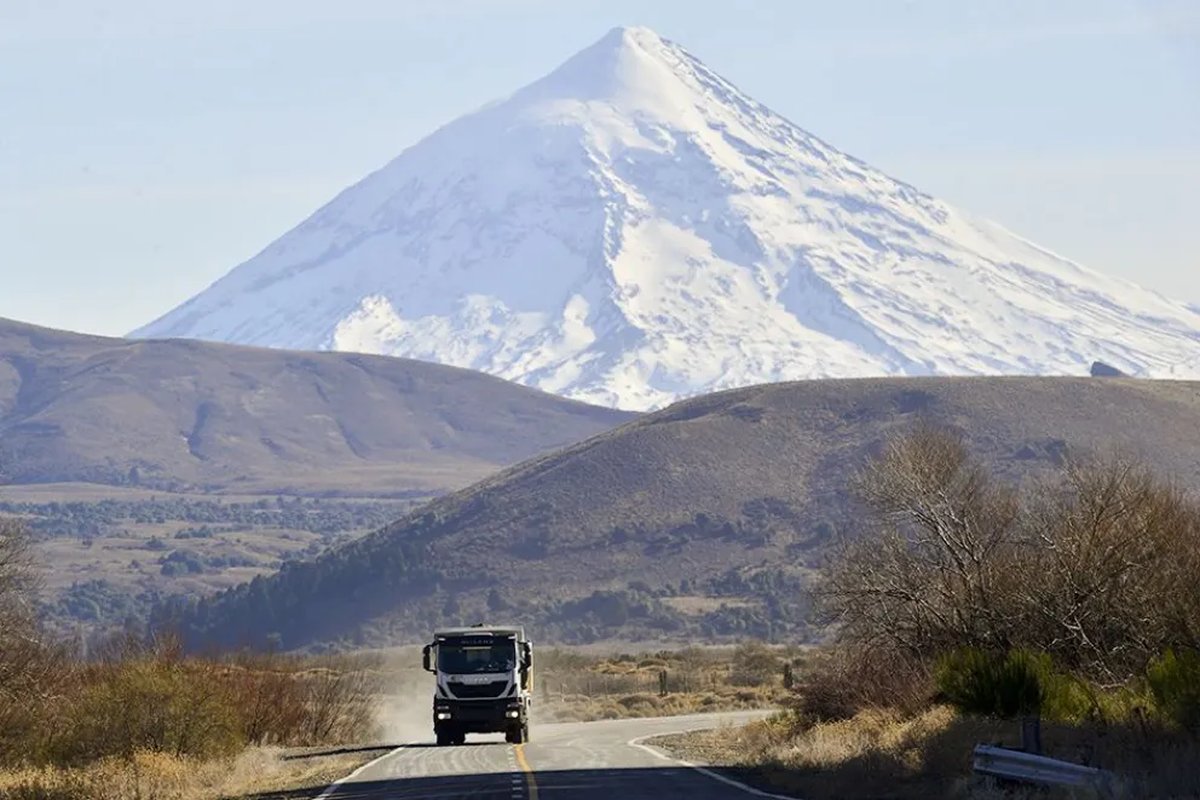 Neuqu&eacute;n licita la compra de equipamiento para obras viales