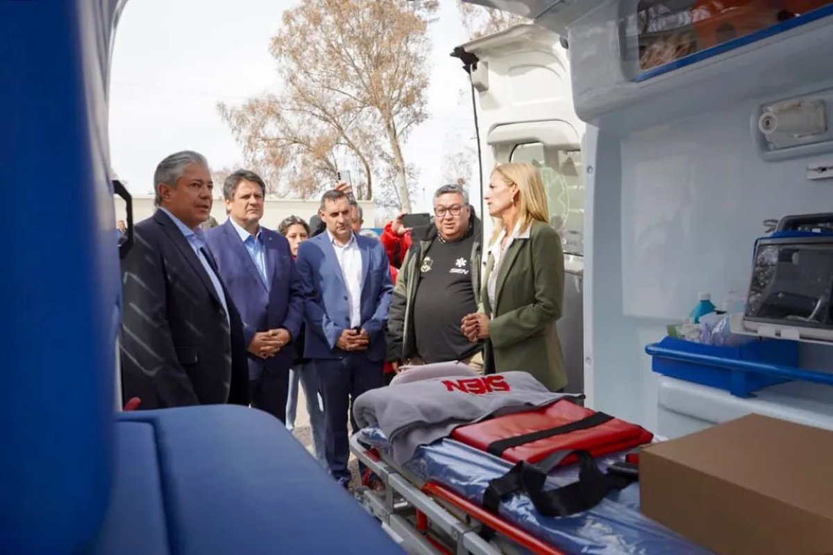 Figueroa: "En Neuqu&eacute;n la salud es una decisi&oacute;n pol&iacute;tica"